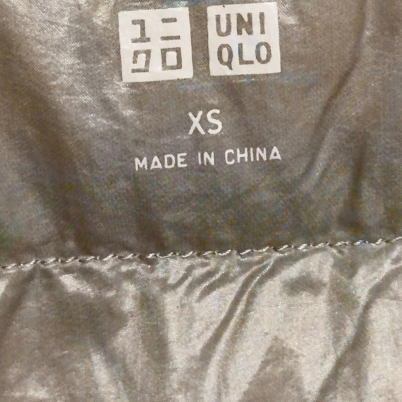 Uniqlo Waterproof Ultralight Feather Down Hooded Puffer Jacket 139037 Quilt XS - Picture 13 of 16